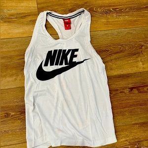 Nike tank